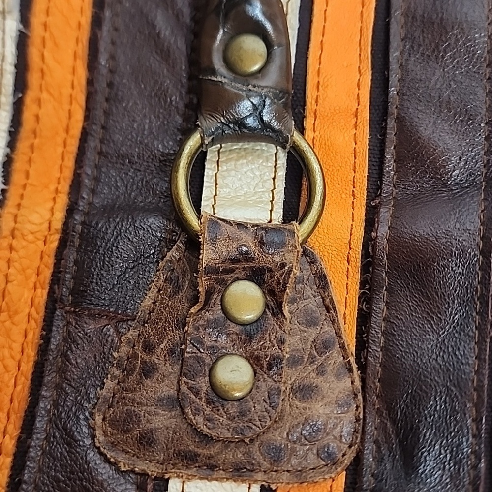 De. De Vintage Striped Brown and Orange Leather Women's XL Tote Bag - Picture 13 of 15